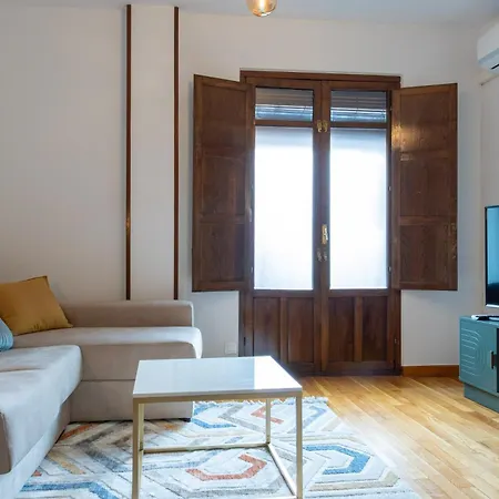 Amplio Avenida Alfonso Viii Apartmán *