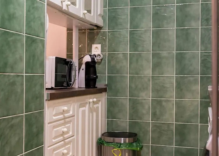 Amplio Avenida Alfonso Viii * Plasencia